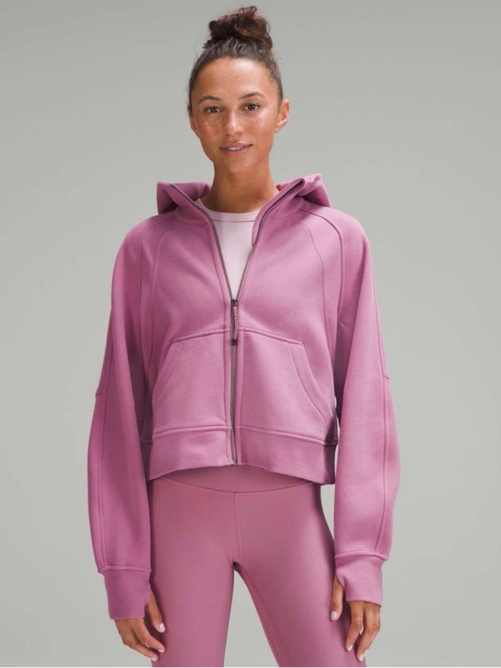 Lululemon Scuba Oversized Full-Zip Hoodie
Velvet Dust